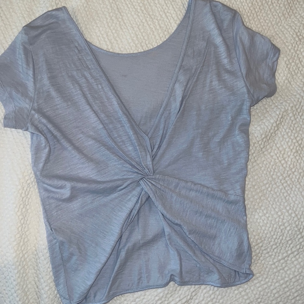 ABERCROMBIE soft AF open back Tee